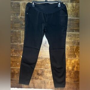 NWOT Full Panel  Maternity Jegging